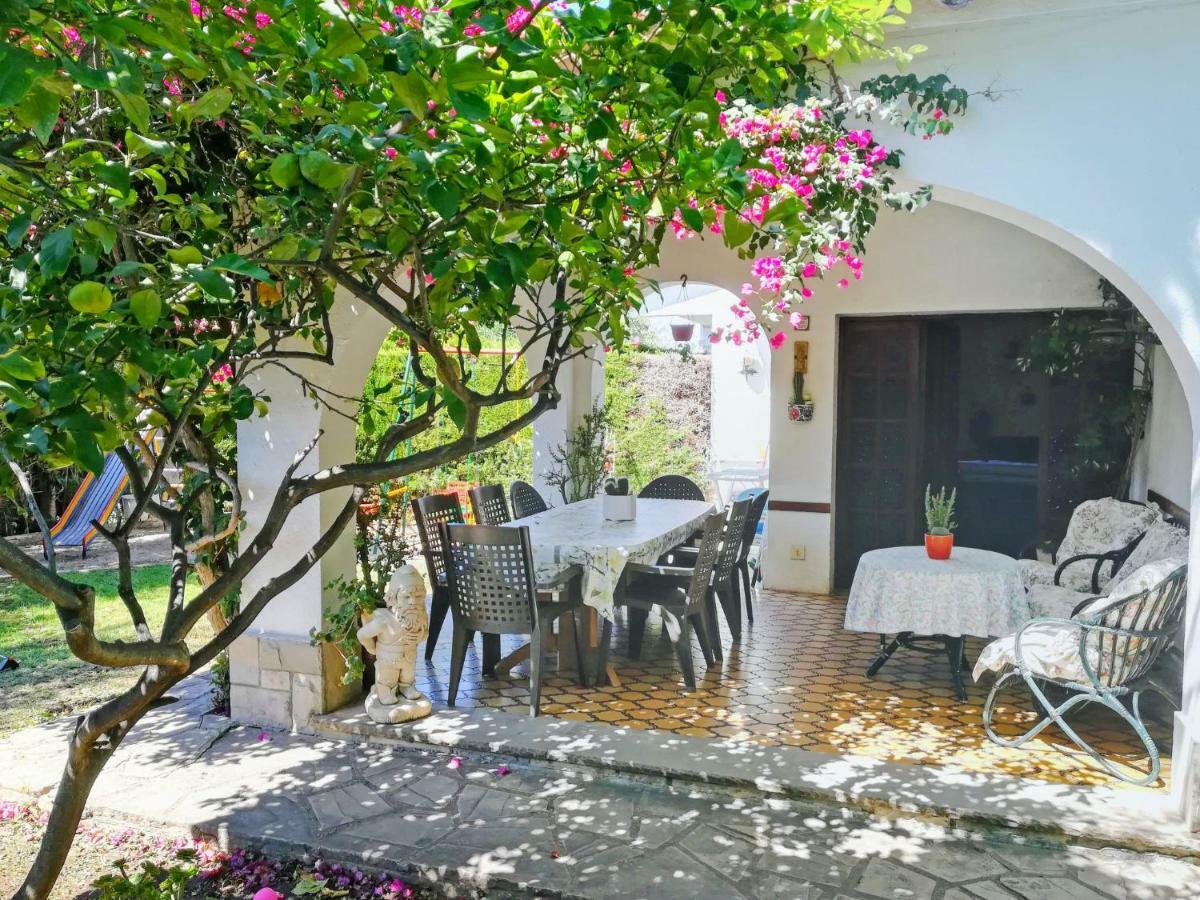 Holiday Home Vilafortuny By Interhome Villafortuny Buitenkant foto